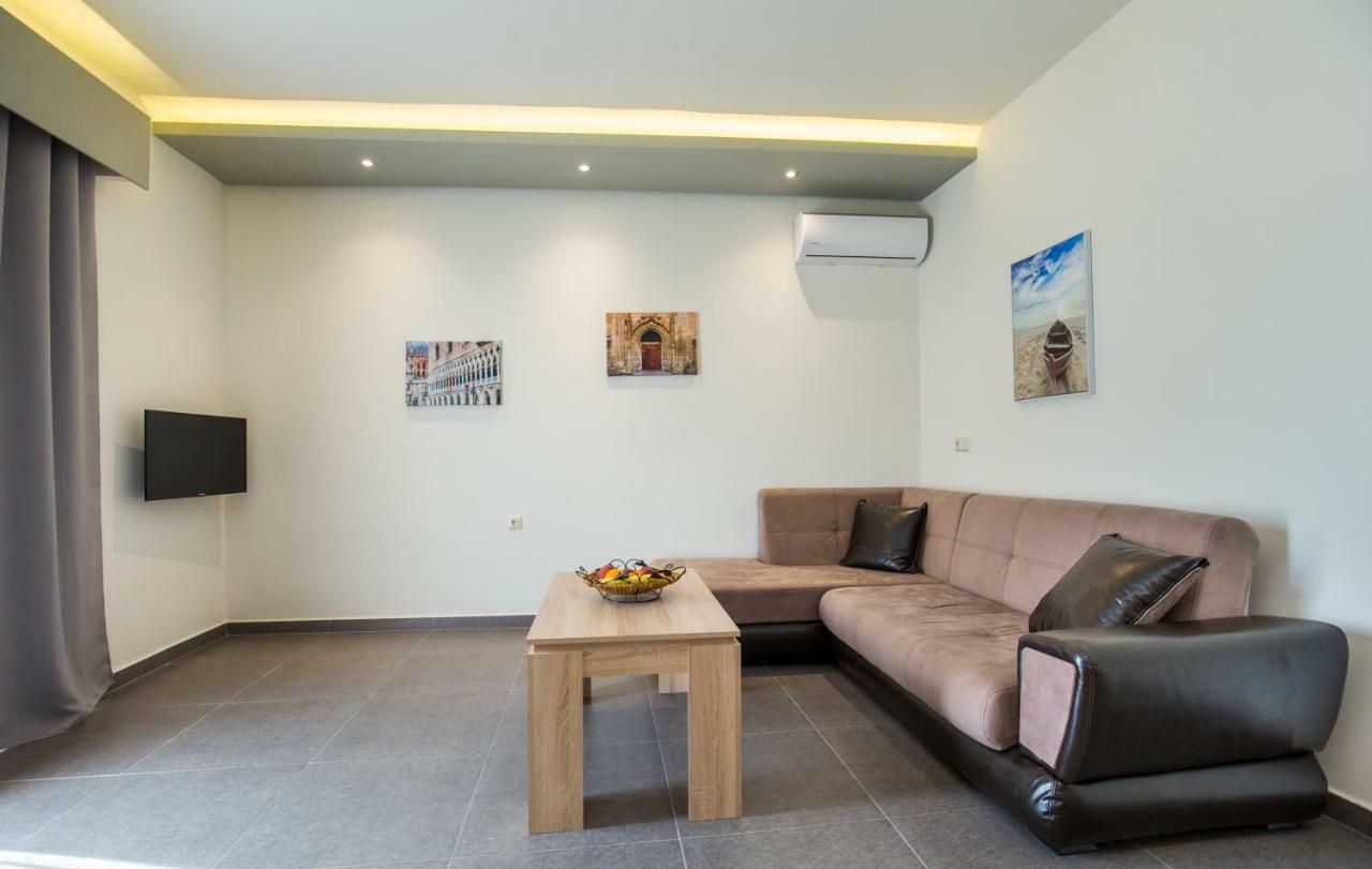 Studios & Apartments Elisabeta 리메나리아 외부 사진