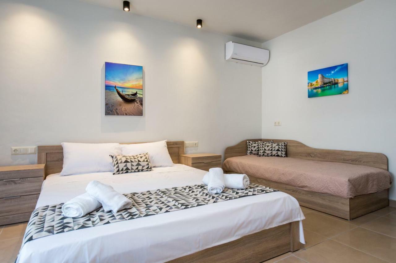 Studios & Apartments Elisabeta 리메나리아 외부 사진